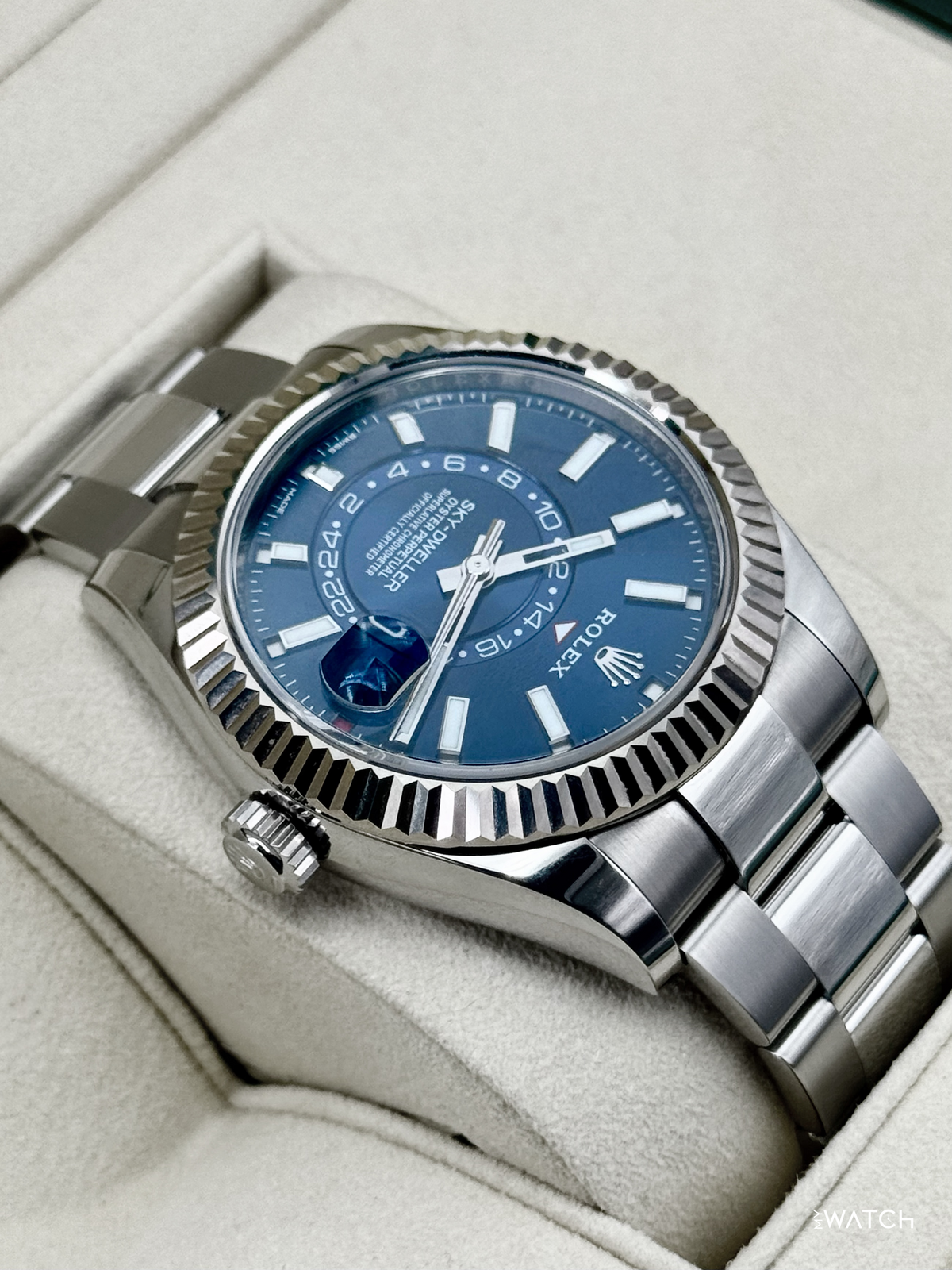 2017 Rolex Sky-Dweller 42mm 326934 Stainless Steel Oyster Blue Dial