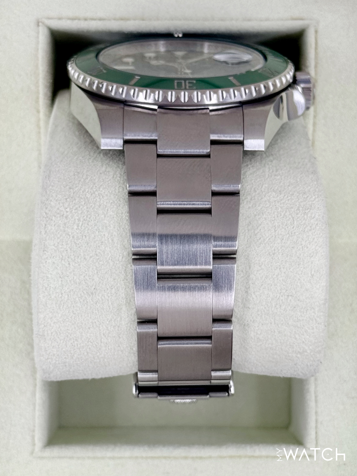 2015 Rolex Submariner “Hulk” 40mm 116610LV Green Dial