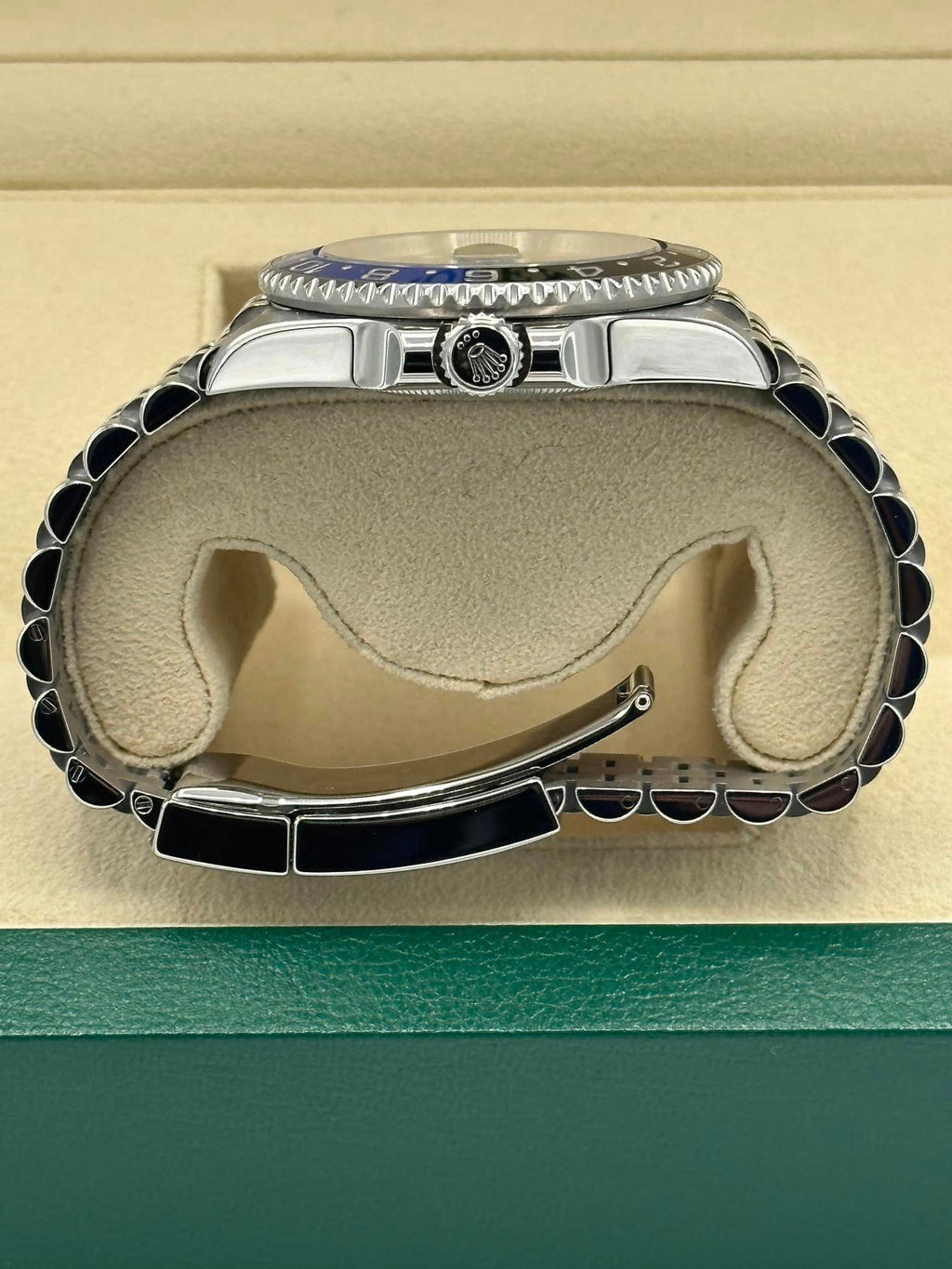 2020 Rolex GMT Master-II "Batgirl" 40mm 126710BLNR Jubilee