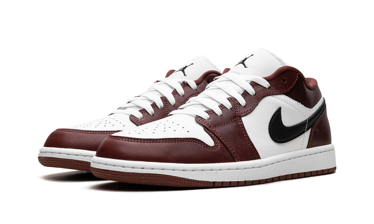Jordan 1 Low SE "Dark Pony" HF3148 102
