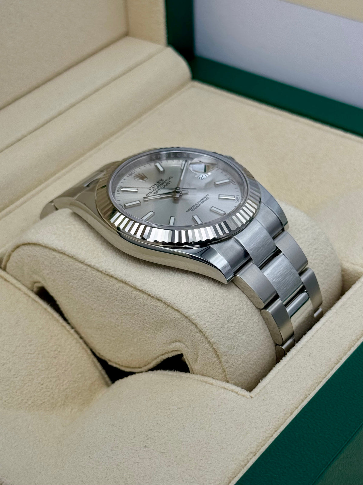 NEW 2025 Rolex Datejust 41mm 126334 Stainless Steel Oyster Silver Dial