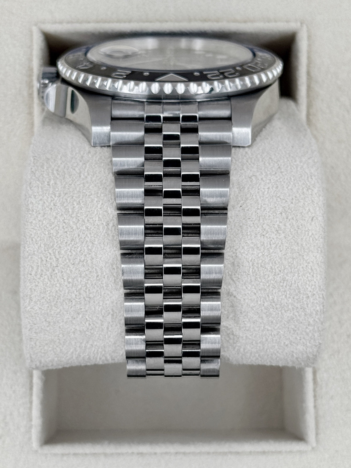 2019 Rolex GMT-Master II "Batgirl" 40mm 126710BLNR Jubilee