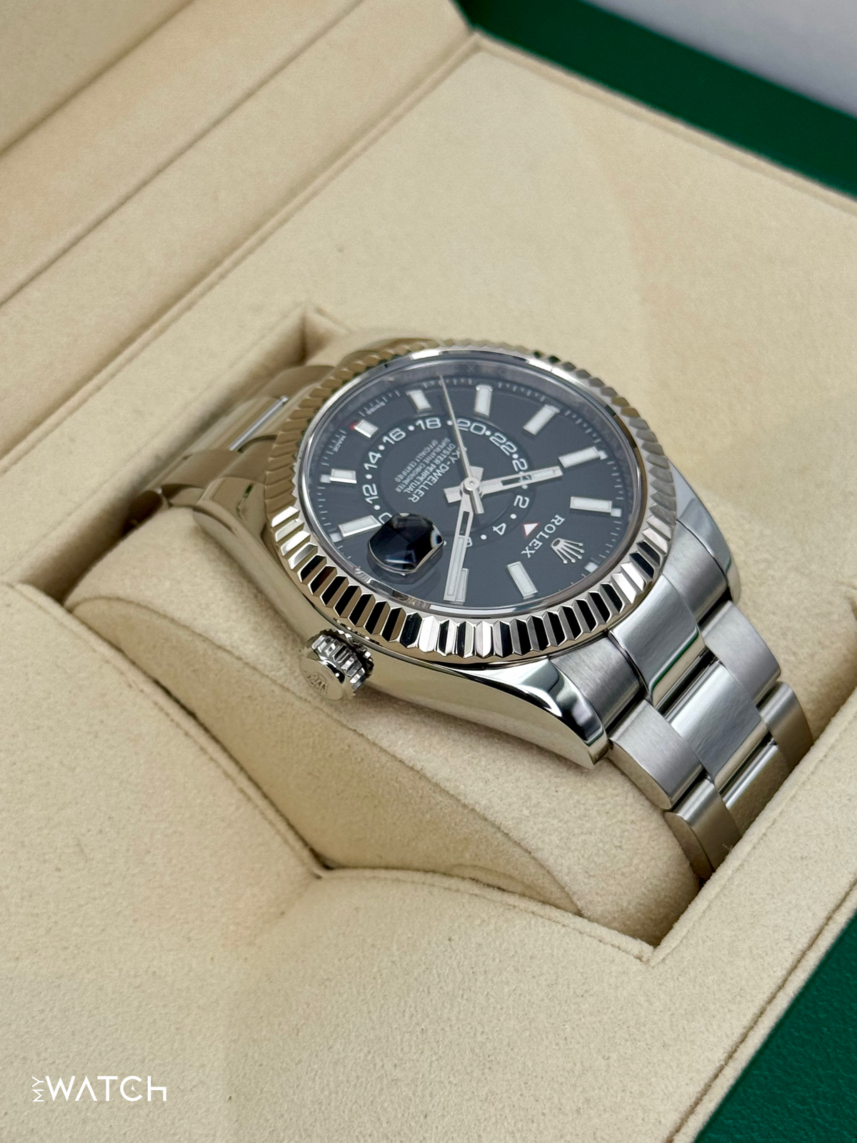 2019 Rolex Sky-Dweller 42mm 326934 Oyster Black Dial
