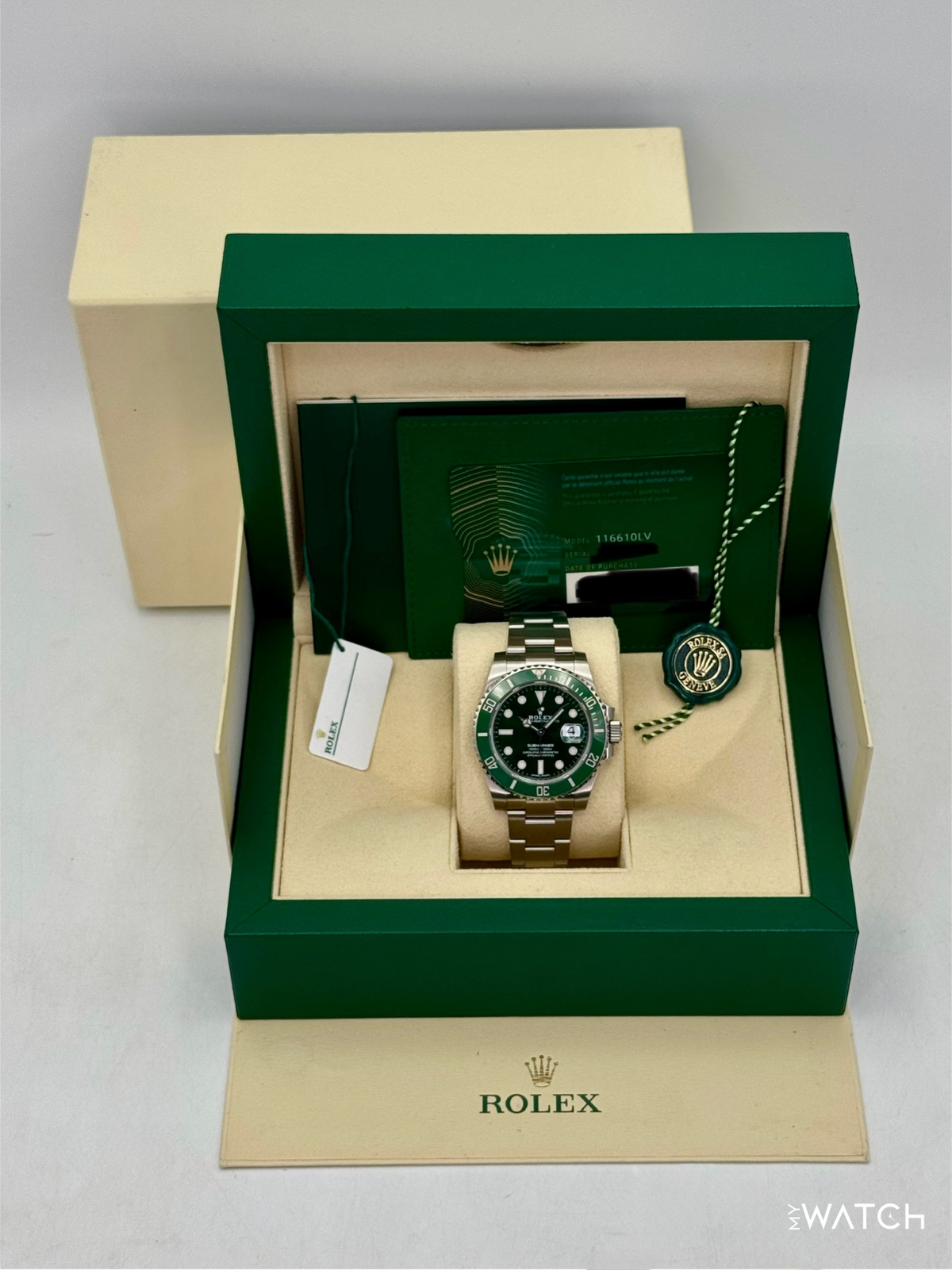 2020 Rolex Submariner “Hulk” 40mm 116610LV Green Dial (Green Card)
