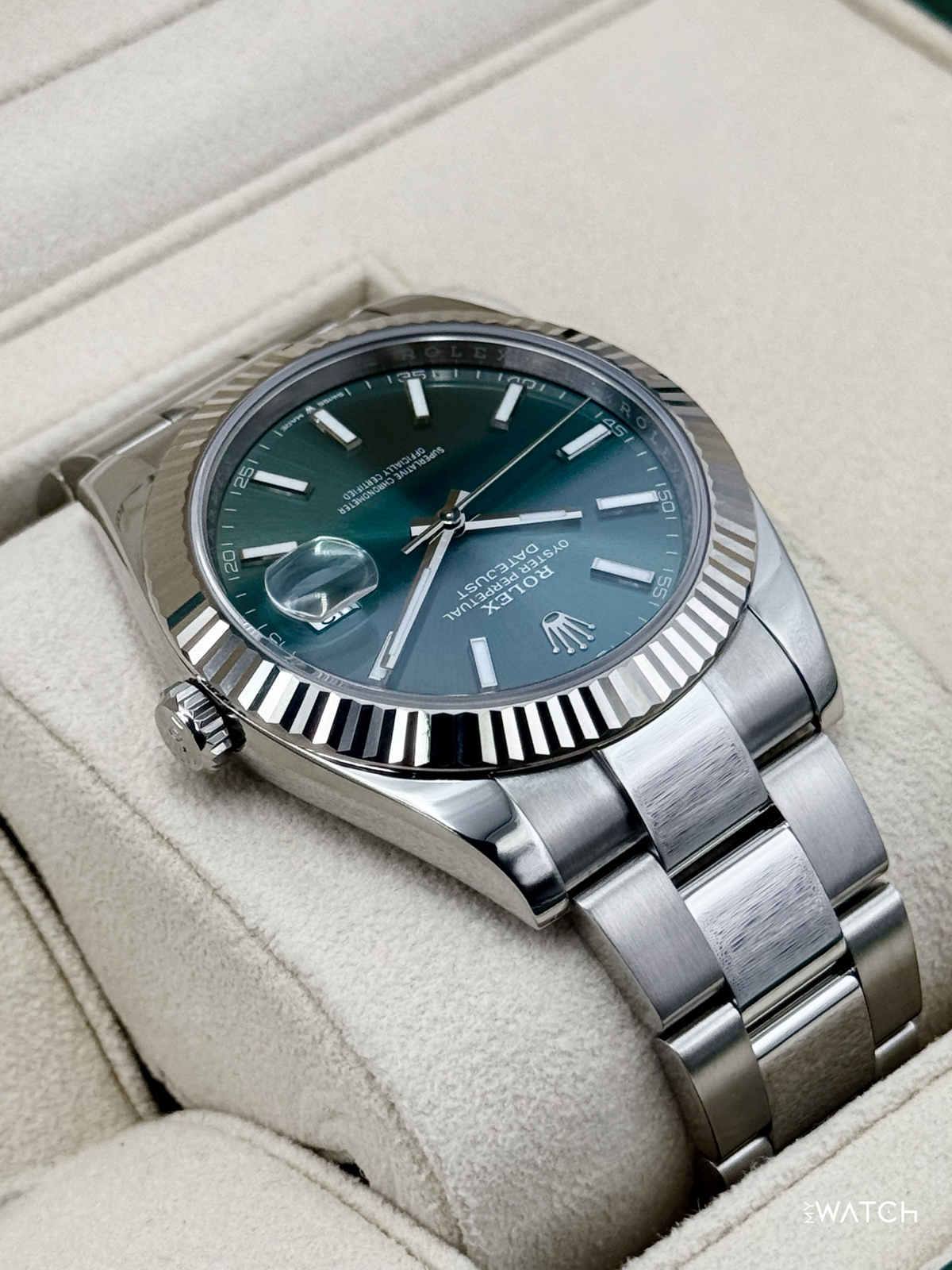 2022 Rolex Datejust 41mm 126334 Stainless Steel Oyster Mint Green Dial