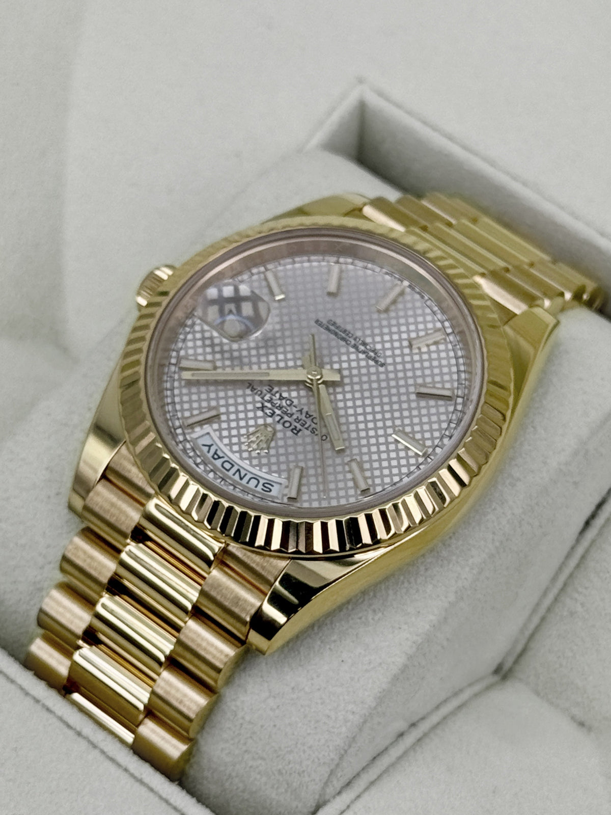2016 Rolex Day-Date 40mm 228238 Presidential Silver Motif Dial
