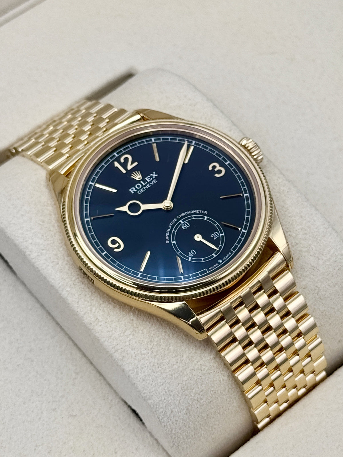 NEW 2026 Rolex 1908 39mm 52508 Yellow Gold Settimo Bracelet Black Dial