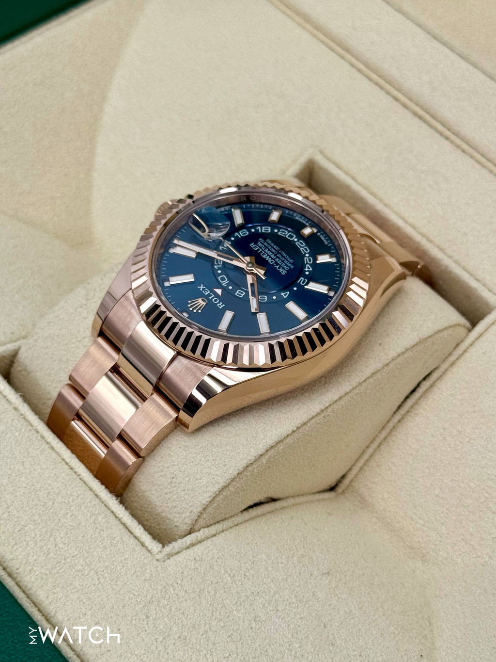 NEW 2026 Rolex Sky-Dweller 42mm 336935 Rose Gold Oyster Blue Dial