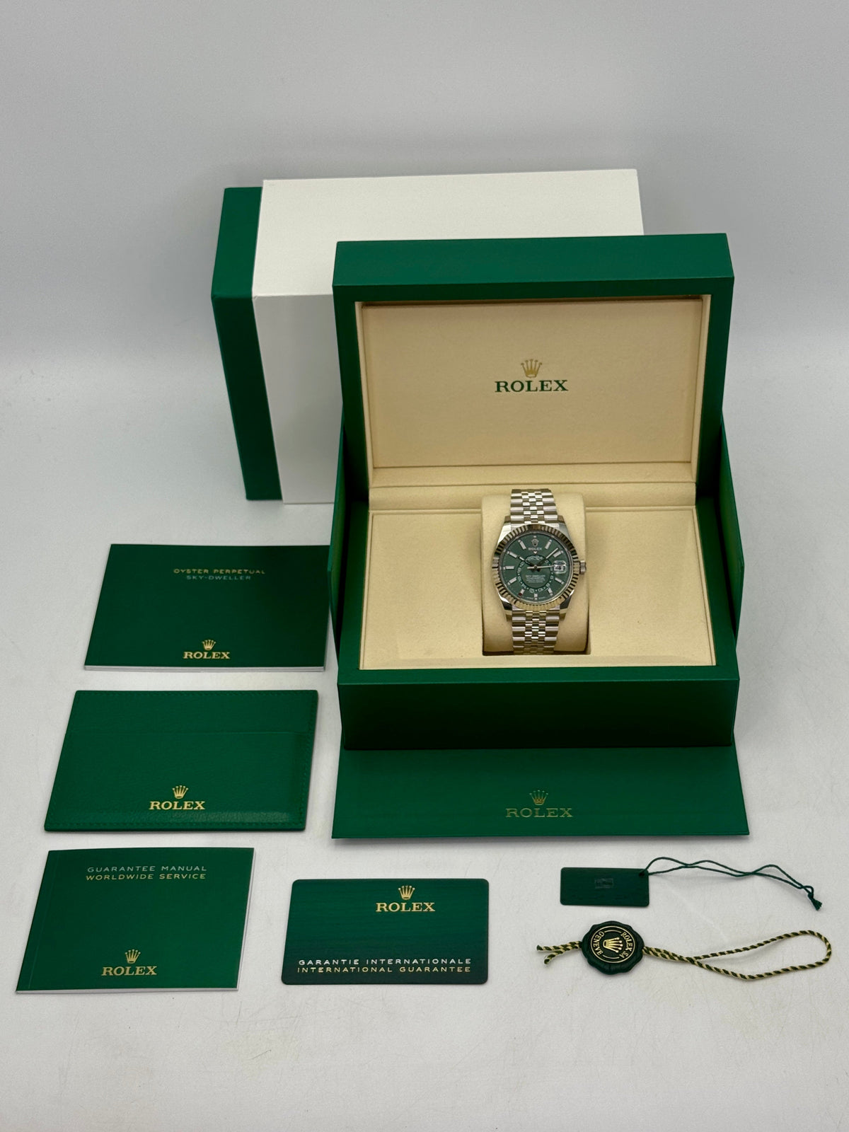 NEW 2026 Rolex Sky-Dweller 42mm 336934 Jubilee Green Dial (NEW STYLE CARD)