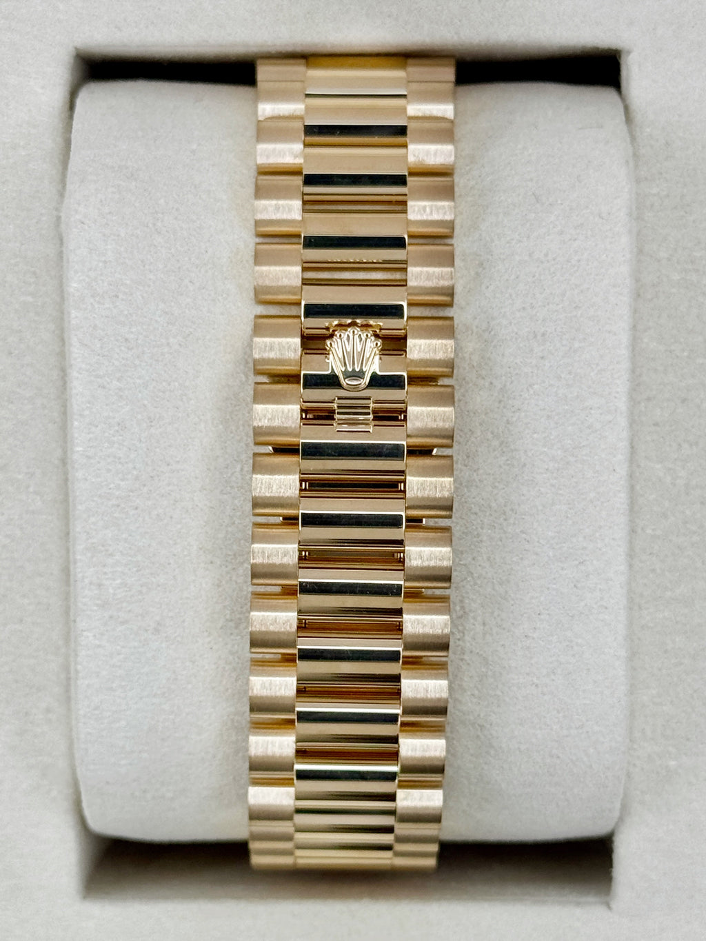 2026 Rolex Day-Date 40mm 228238 Presidential Silver Dial