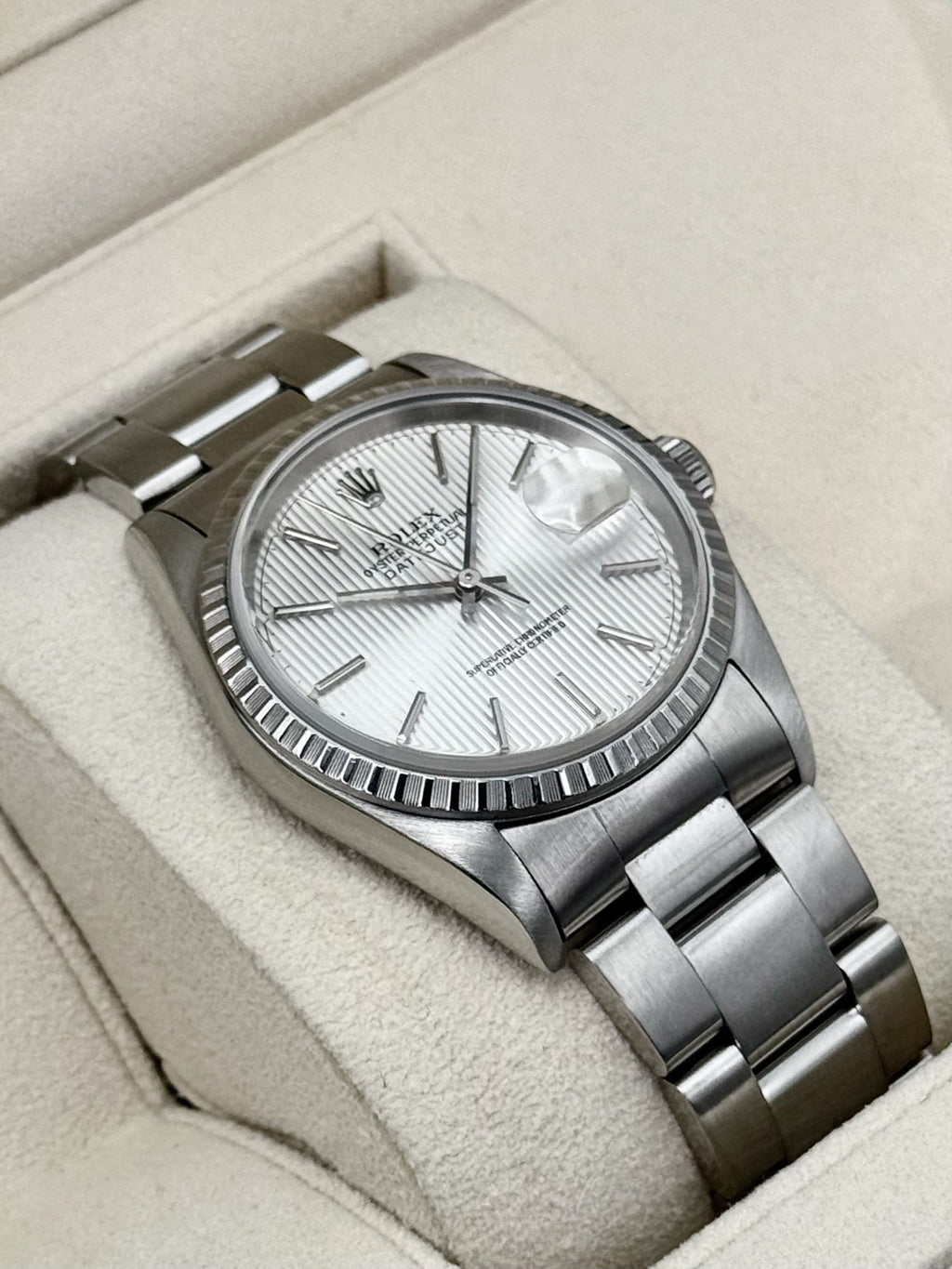 2004 Rolex Datejust 36mm 16220 Stainless Steel Oyster Silver Tapestry Dial (Collectors Set)