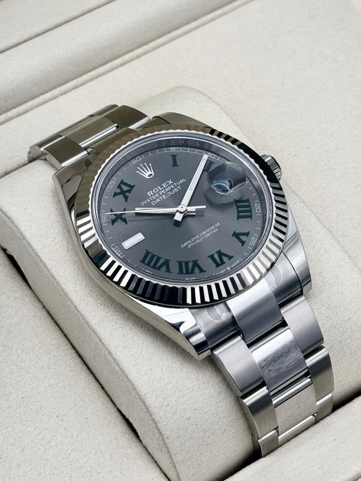 NEW 2026 Rolex Datejust 41mm 126334 Stainless Steel Oyster Wimbledon Dial (STICKERED)