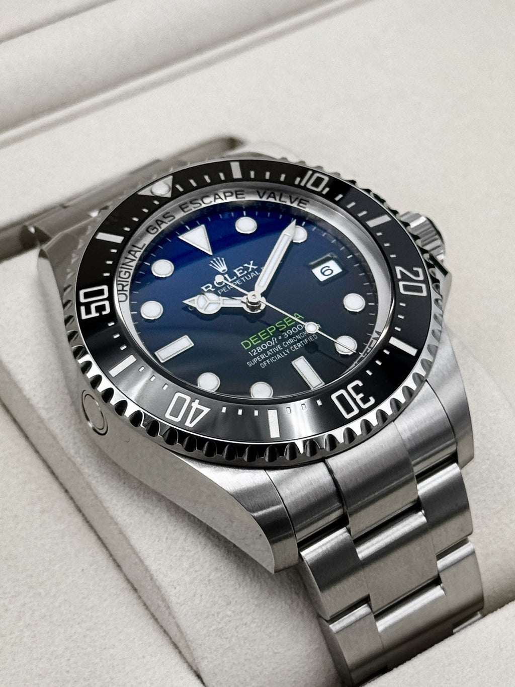 NEW 2026 Rolex Deepsea James Cameron 44mm 136660 Blue Dial
