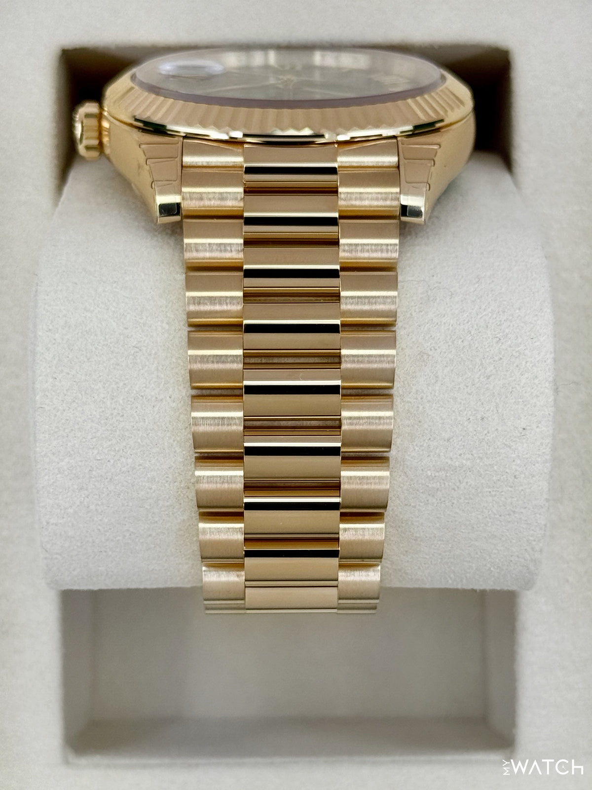 NEW 2026 Rolex Day-Date 40mm 228238 Presidential Green Ombre Dial (STICKERED)