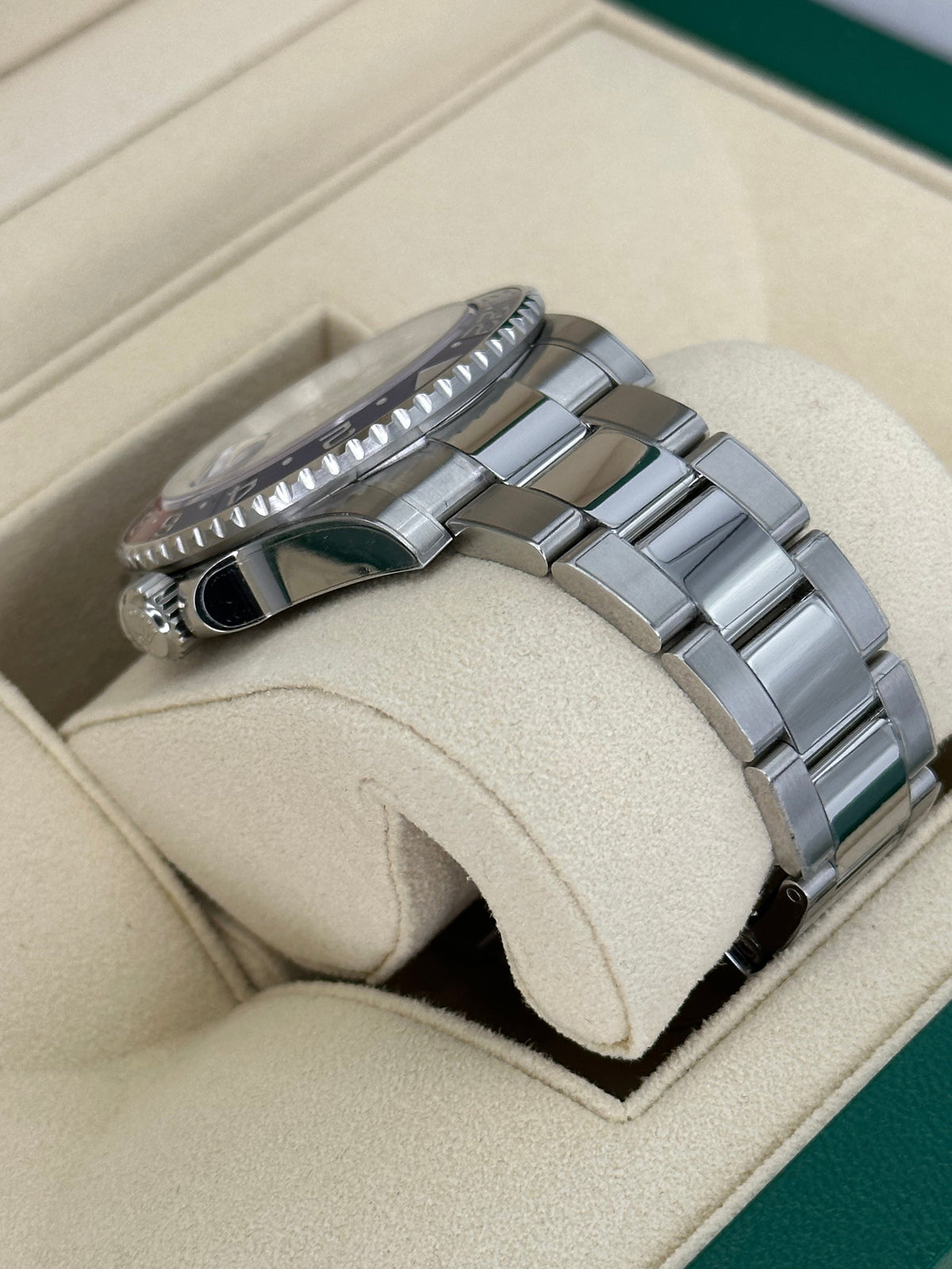 2022 Rolex GMT-Master II "Pepsi" 40mm 126710BLRO Oyster