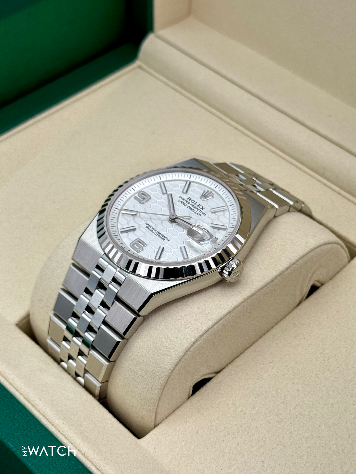 NEW 2026 Rolex Land-Dweller 40mm 127334 Stainless Steel Jubilee White Dial