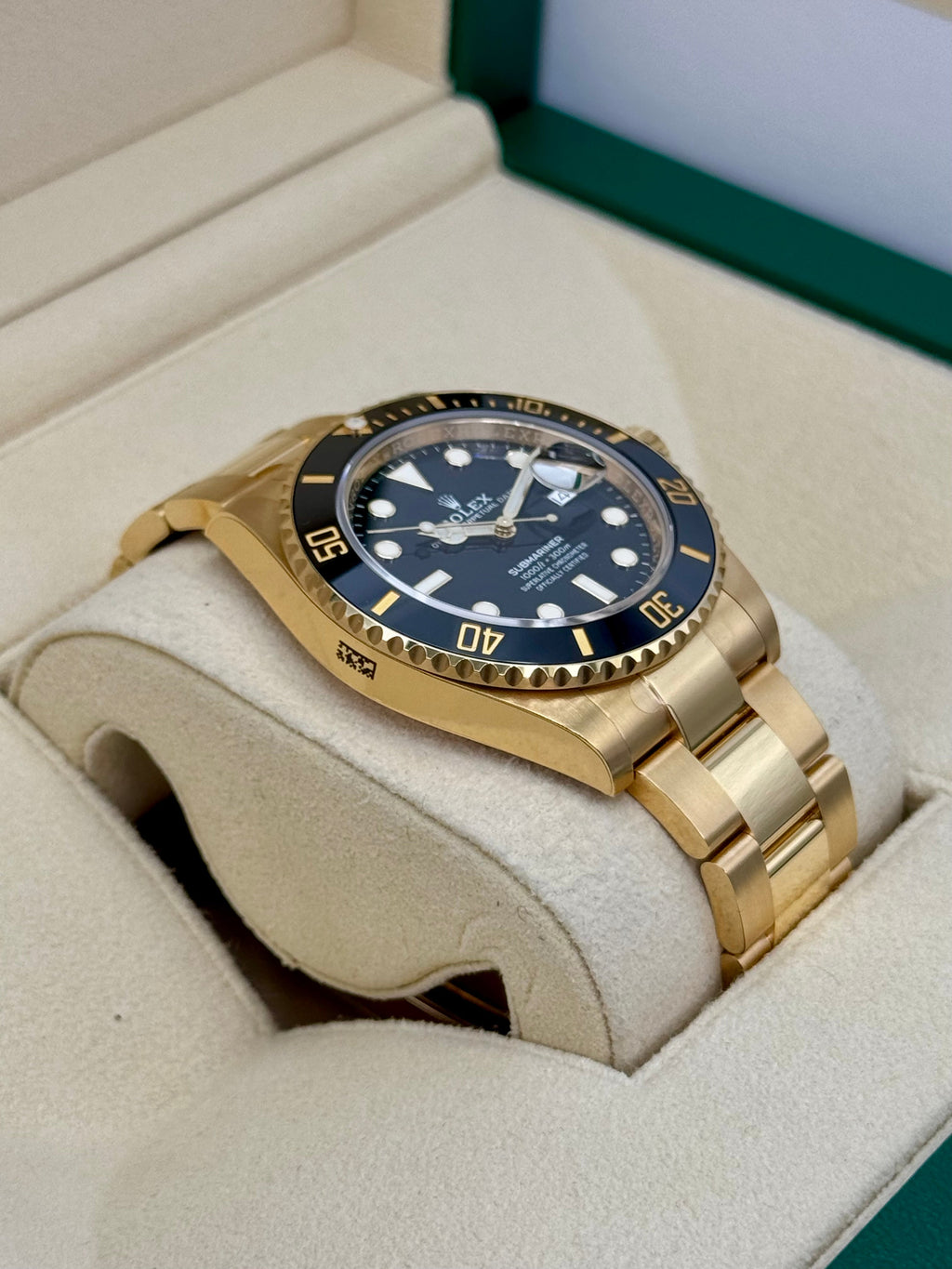 2021 Rolex Submariner 41mm 126618LN Yellow Gold Black Dial