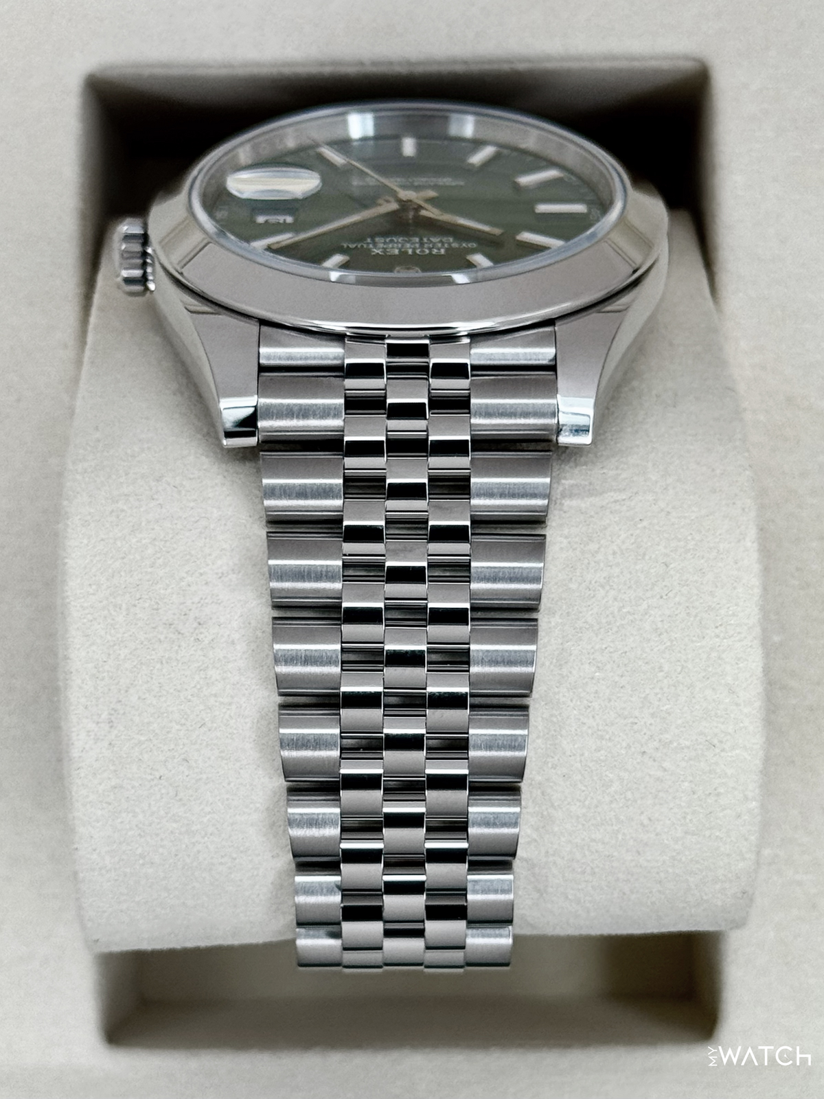 NEW 2026 Rolex Datejust 41mm 126300 Stainless Steel Jubilee Green Dial