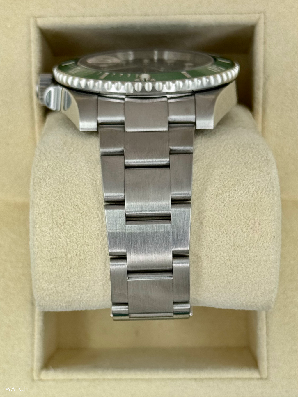 2015 Rolex Submariner "Hulk" 40mm 116610LV Green Dial