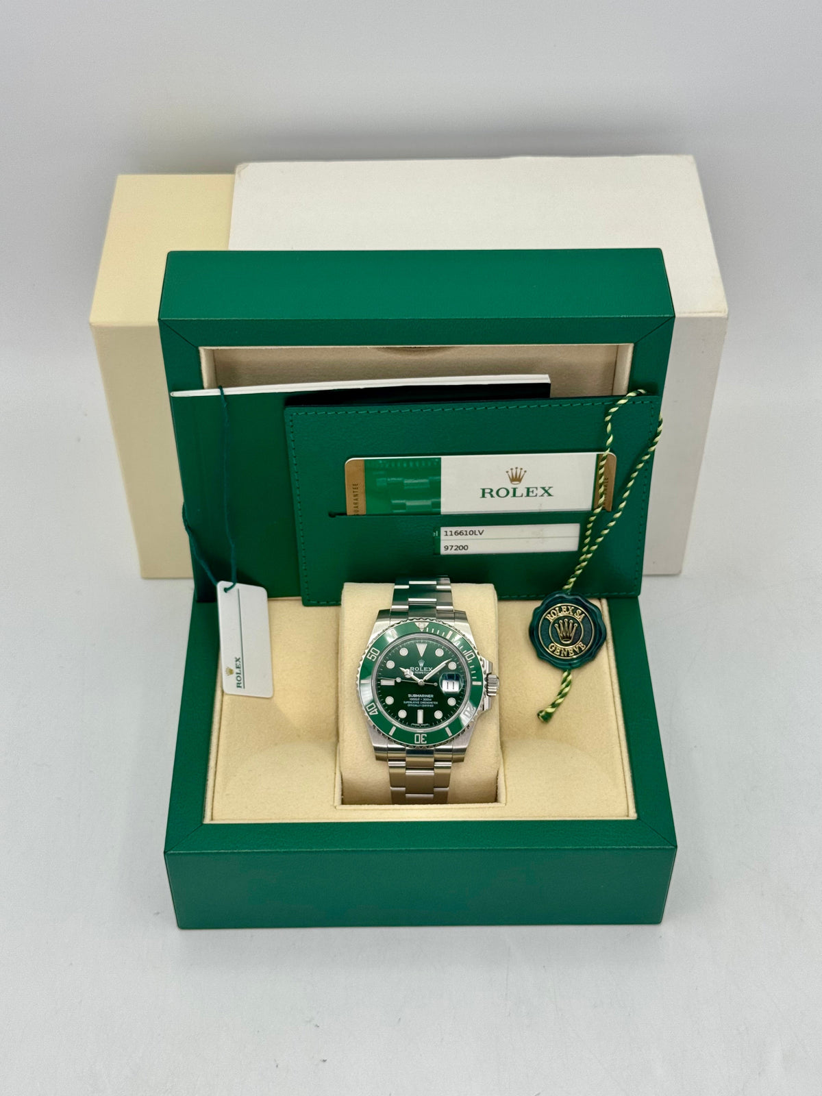 2017 Rolex Submariner "Hulk" 40mm 116610LV Green Dial