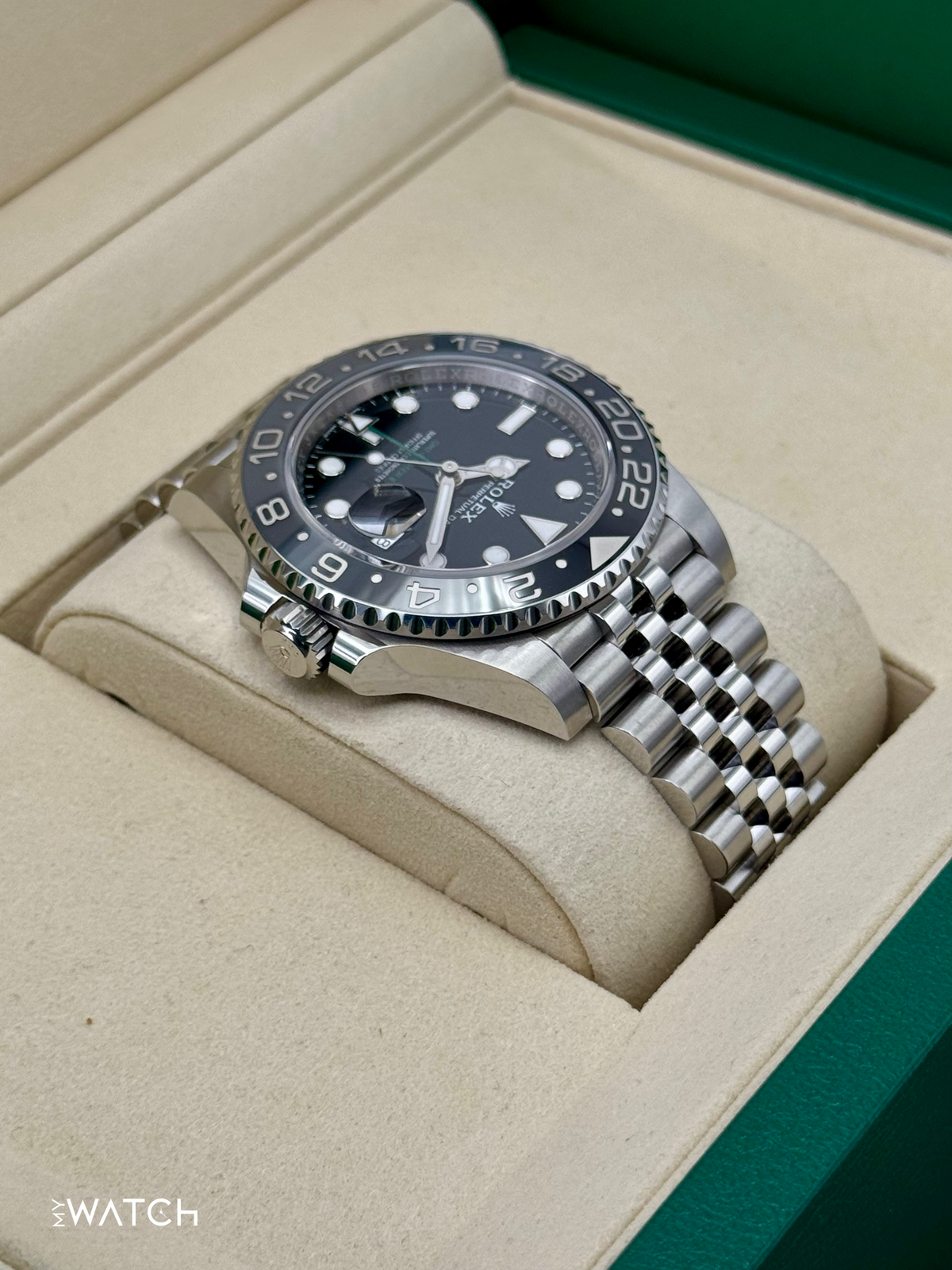 NEW 2026 Rolex GMT-Master II Bruce Wayne 40mm 126710GRNR Jubilee