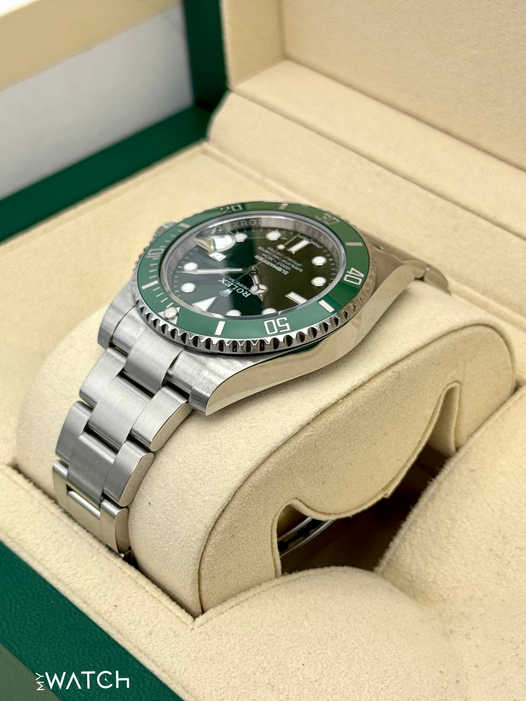 2019 Rolex Submariner “Hulk” 40mm 116610LV Green Dial