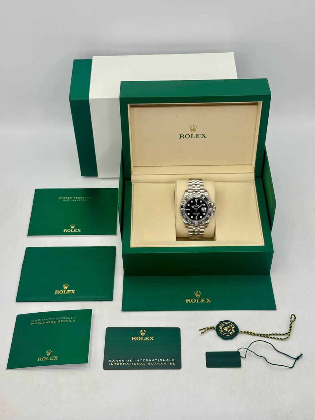 NEW 2026 Rolex GMT-Master II "Bruce Wayne" 40mm 126710GRNR Jubilee (STICKERED)
