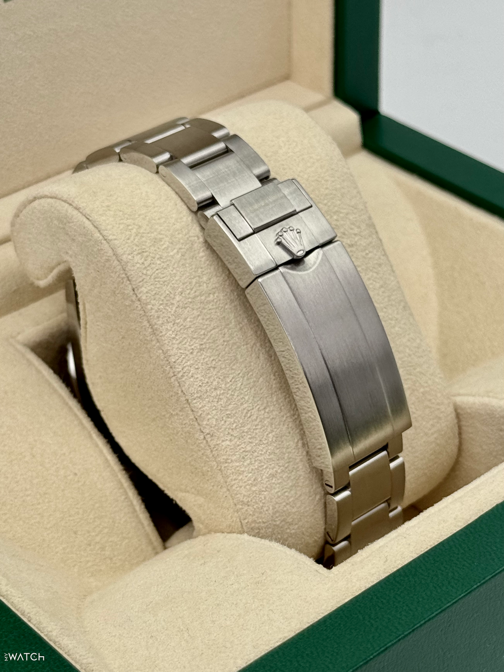 2015 Rolex Submariner "Hulk" 40mm 116610LV Green Dial