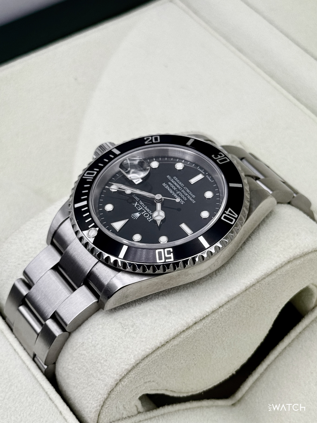 2005 Rolex Submariner 40mm 16610 Stainless Steel Black Dial (Collectors Set)