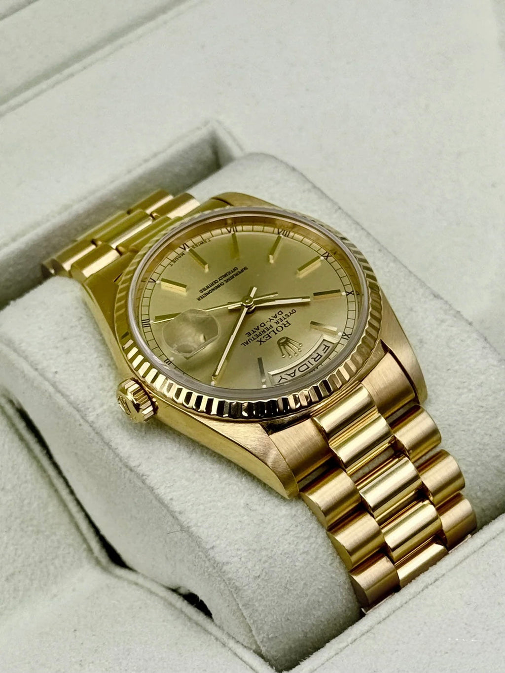 1990 Rolex Day-Date 36mm 18238 Presidential 18kt Yellow Gold Champagne Dial (CPO)
