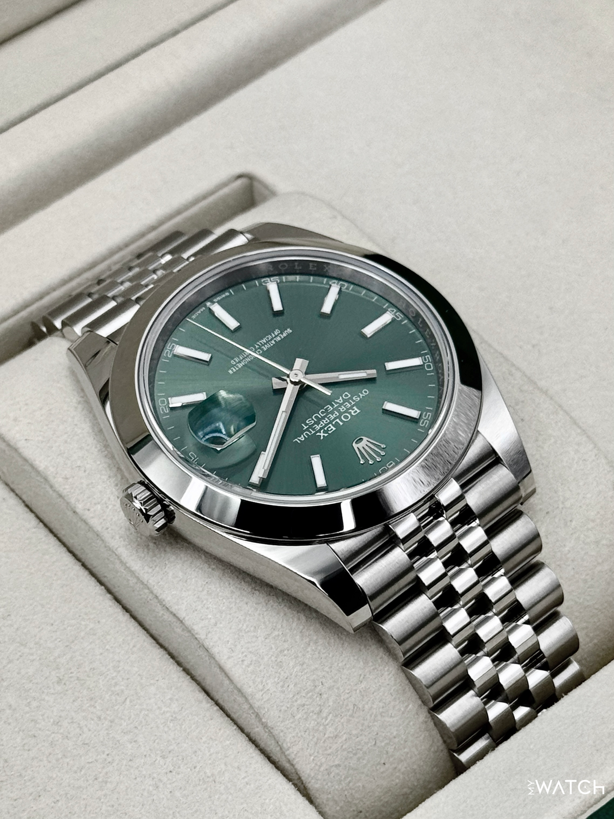 NEW 2026 Rolex Datejust 41mm 126300 Stainless Steel Jubilee Green Dial