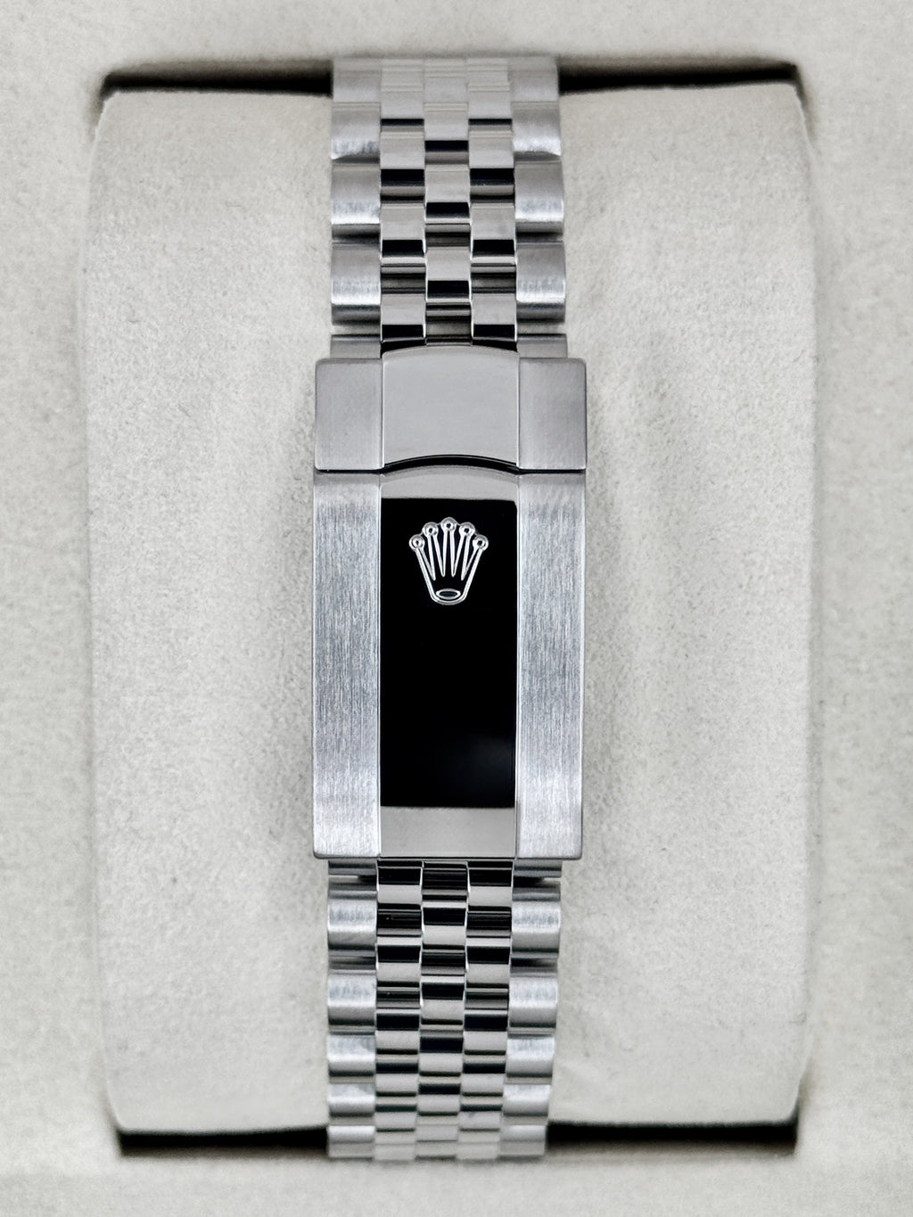 2026 Rolex Datejust 41mm 126334 Stainless Steel Jubilee White Dial