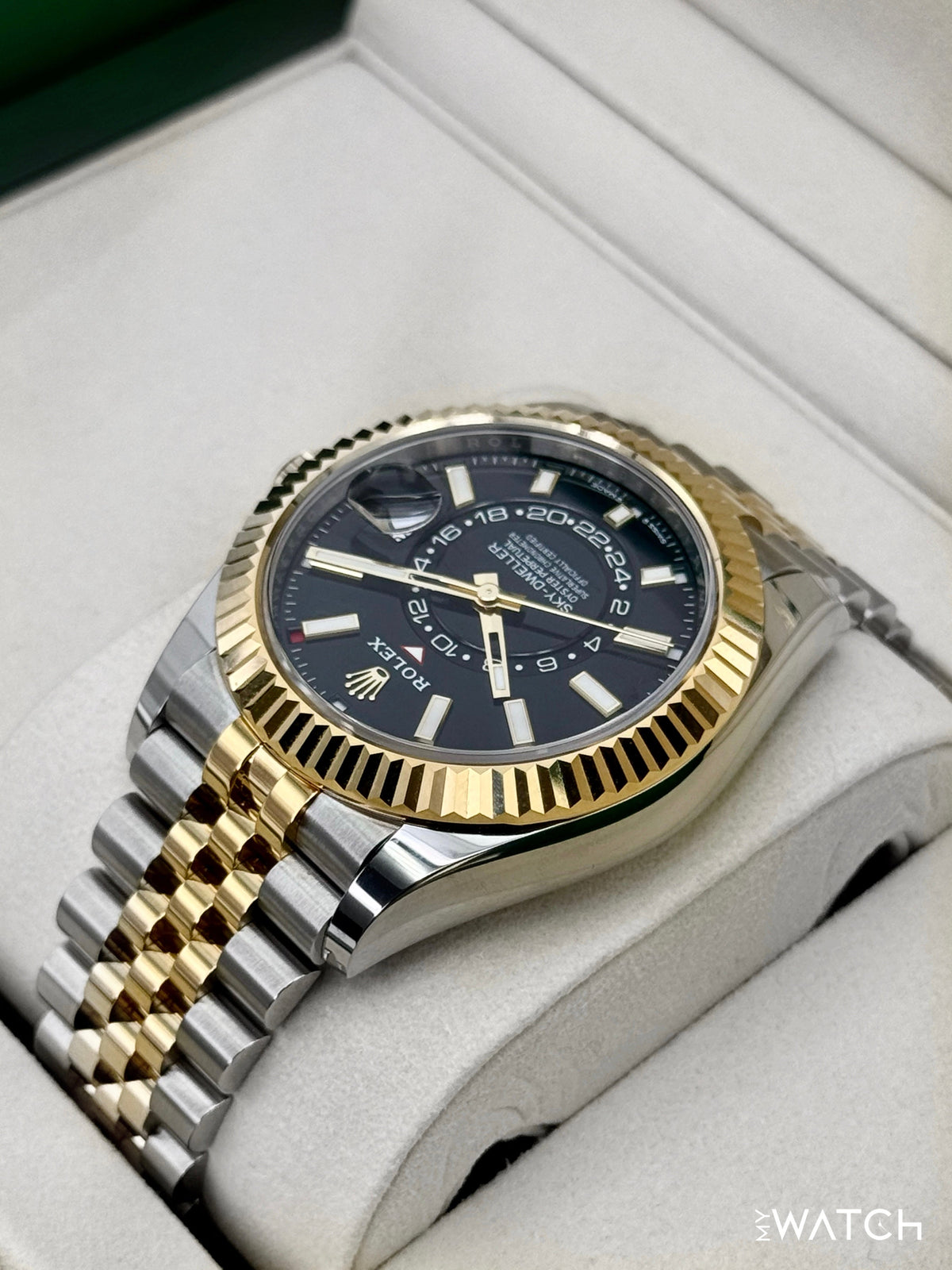 NEW 2026 Rolex Sky-Dweller 42mm 336933 Two-Tone Jubilee Black Dial