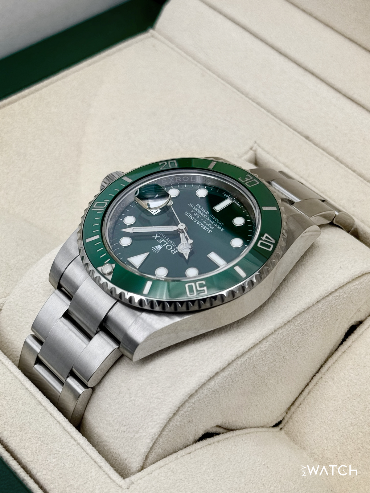 2016 Rolex Submariner “Hulk” 40mm 116610LV Green Dial