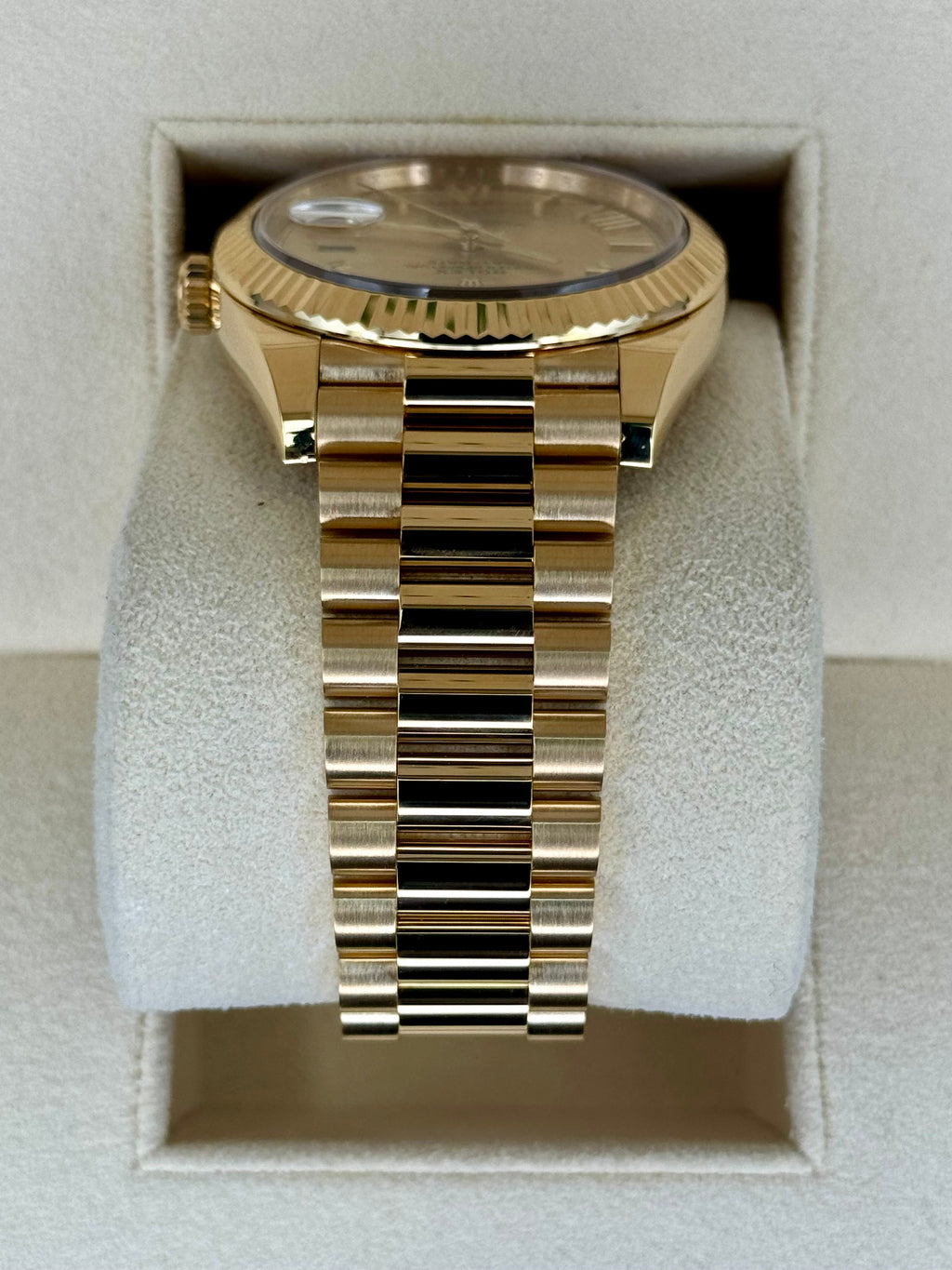 NEW 2025 Rolex Day-Date 40mm 228238 Presidential Champagne Dial
