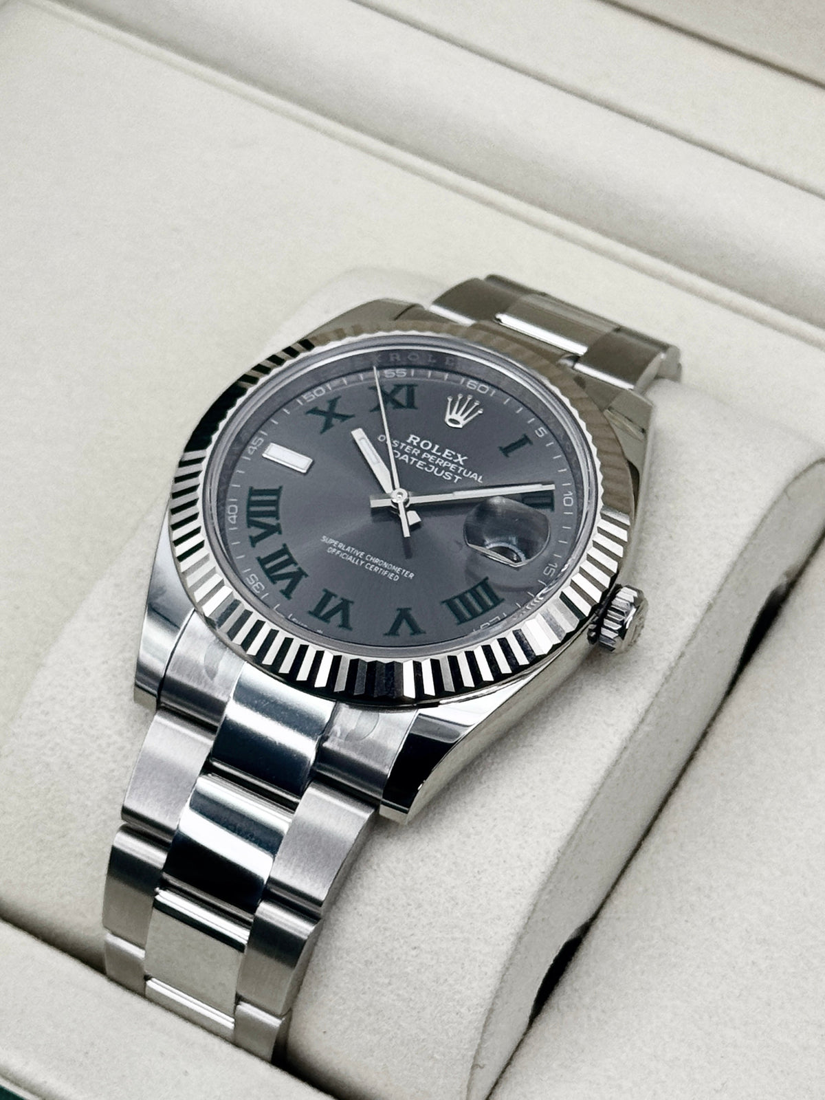 NEW 2026 Rolex Datejust 41mm 126334 Stainless Steel Oyster Wimbledon Dial (STICKERED)