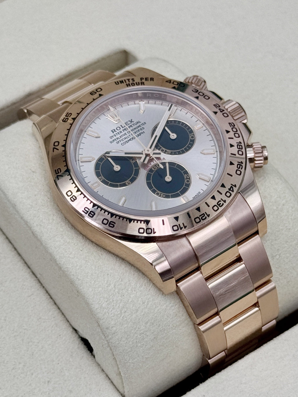 2026 Rolex Daytona 40mm 126505 Rose Gold Sundust Dial