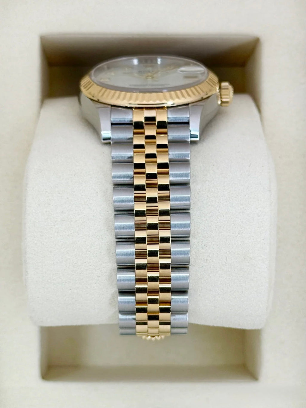 NEW 2026 Rolex Datejust 31mm 278273 Jubilee Mother of Pearl Diamond Dial