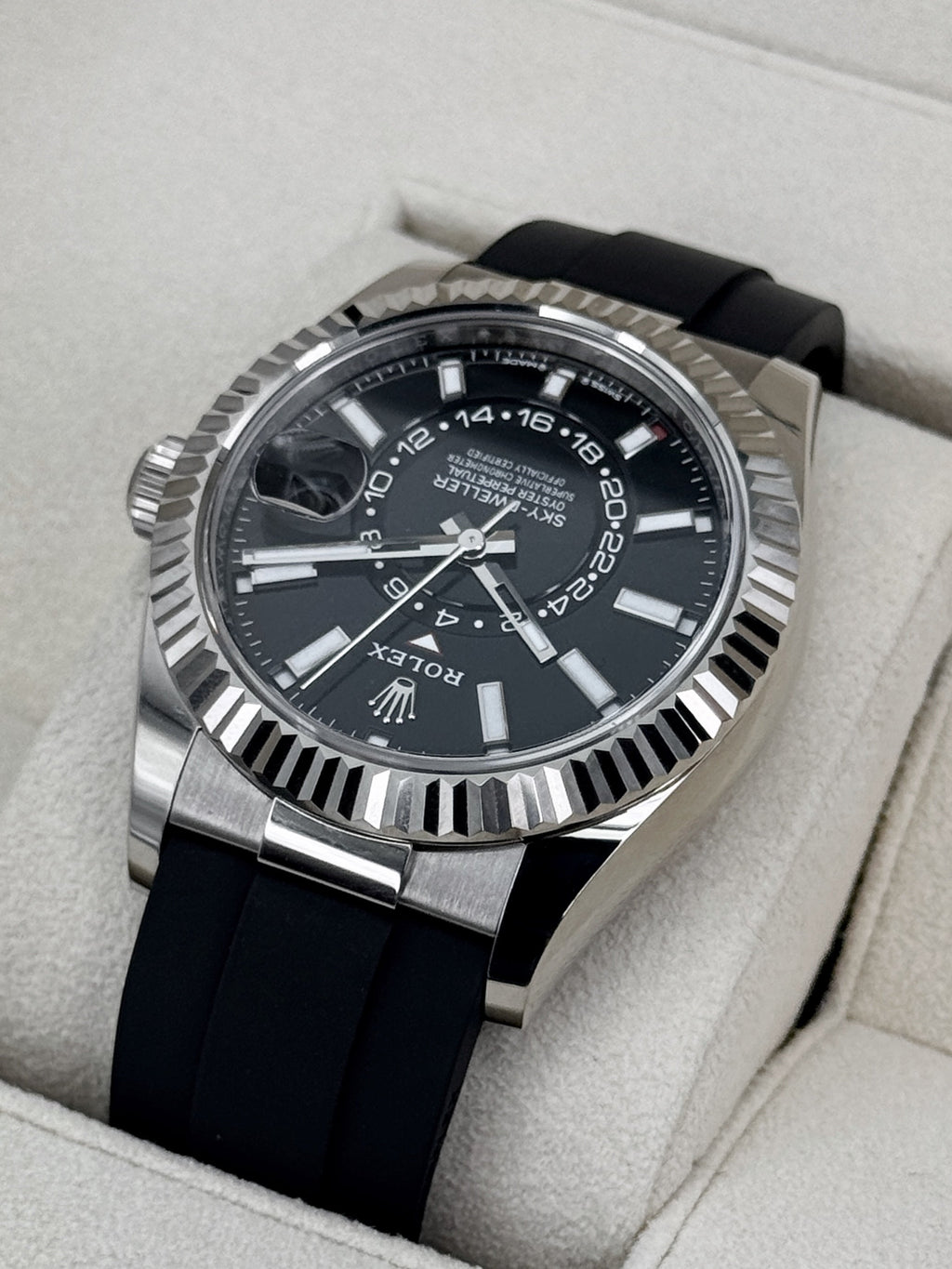 2024 Rolex Sky-Dweller 42mm 336239 White Gold Oysterflex Black Dial