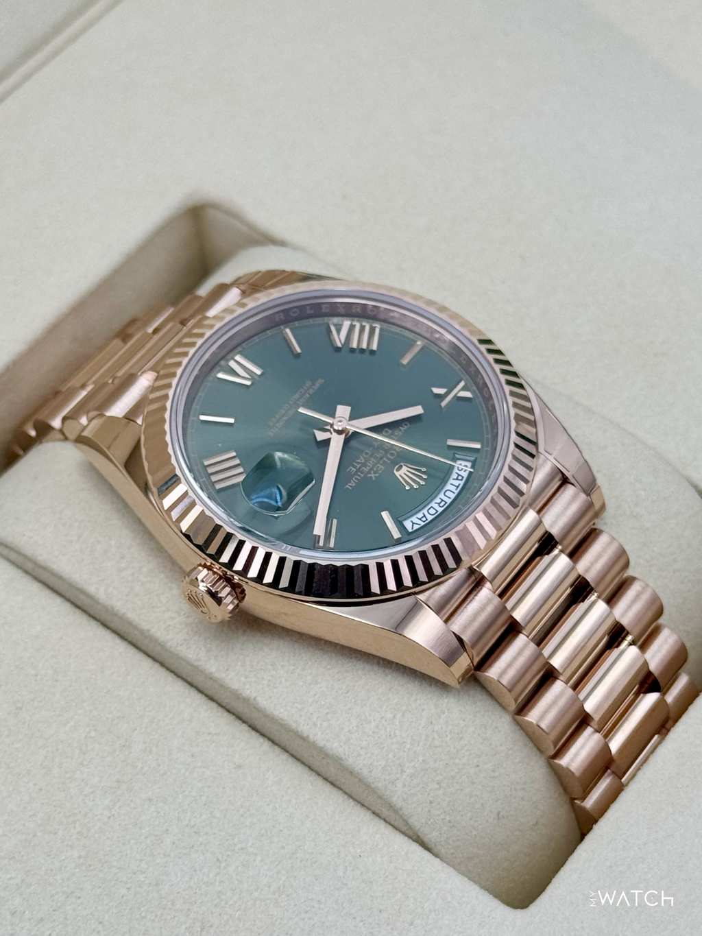 NEW 2025 Rolex Day-Date 40mm 228235 Presidential Rose Gold Green Dial (STICKERED)