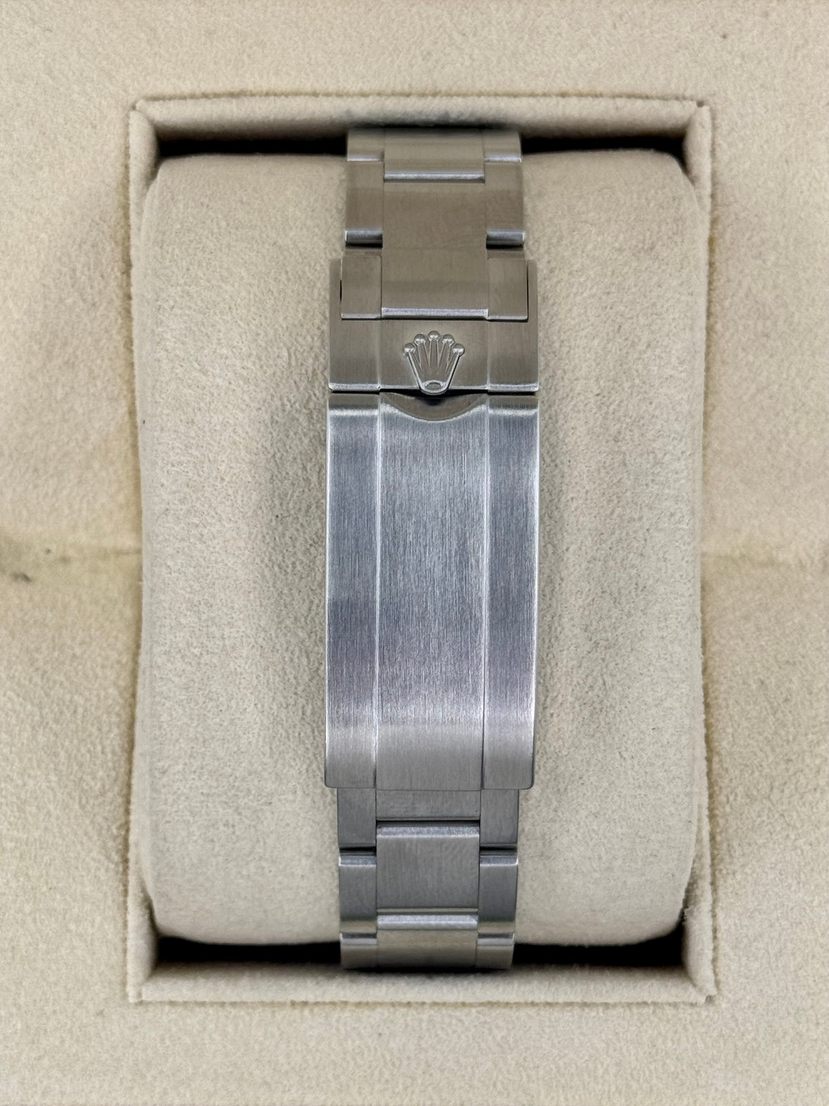 2015 Rolex Submariner 40mm 116610LN Stainless Steel Black Dial