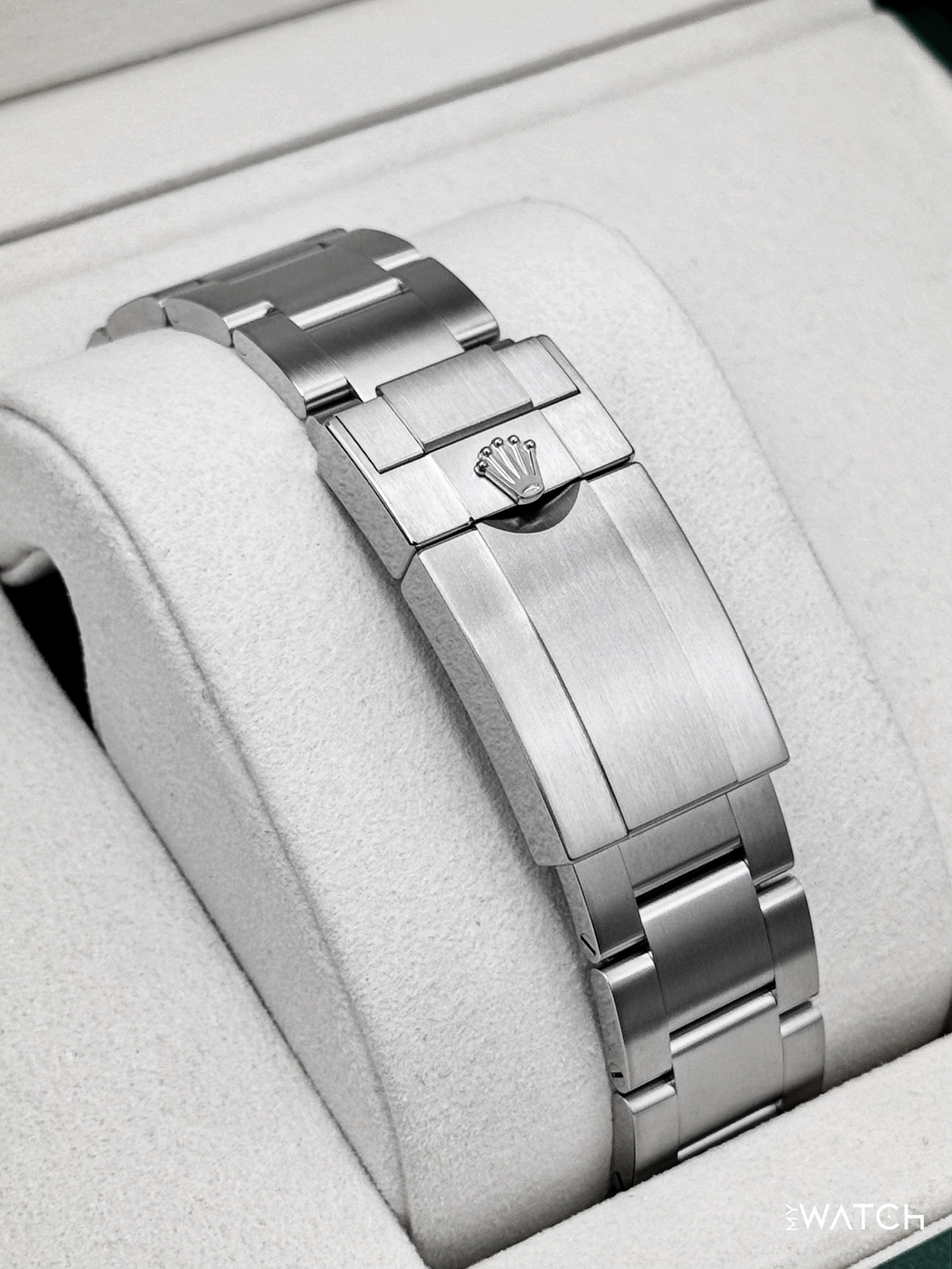 NEW 2026 Rolex Explorer II 42mm 226570 Stainless Steel Polar White Dial