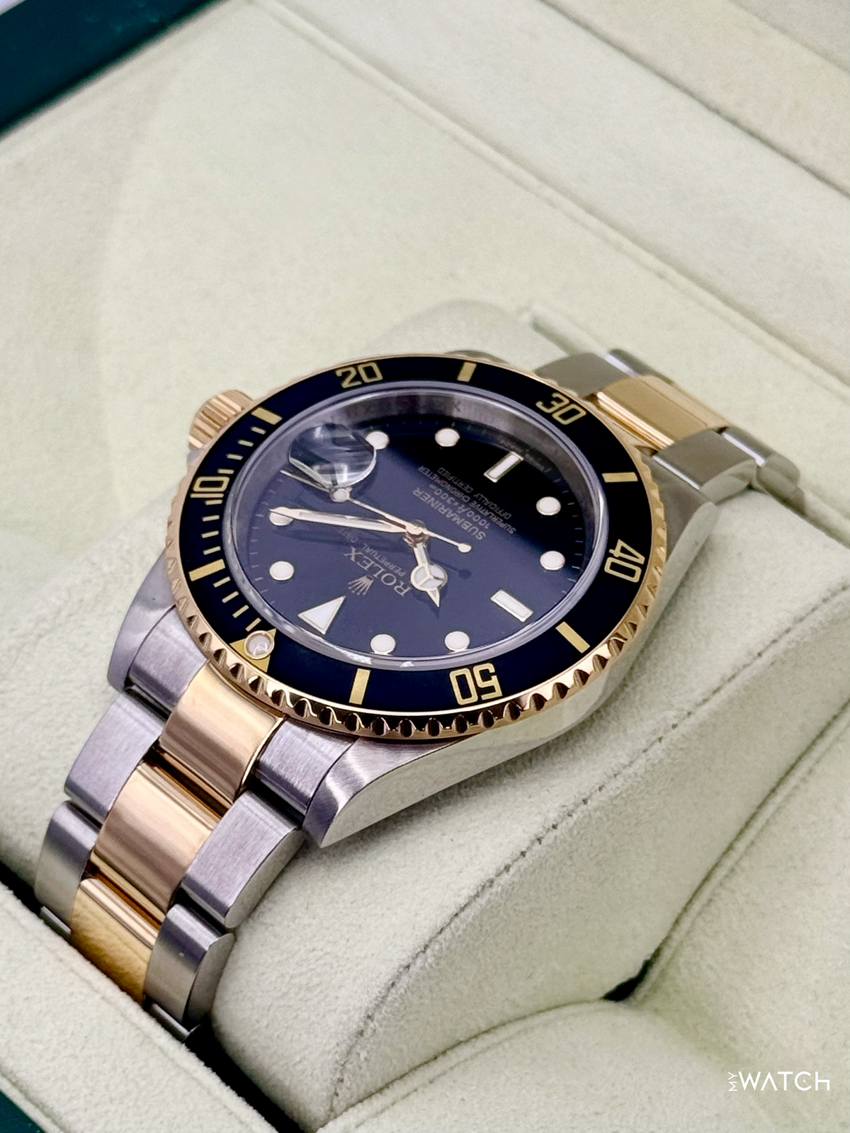 2009 Rolex Submariner 40mm 16613LN Two-Tone Black Dial (Collectors Set)