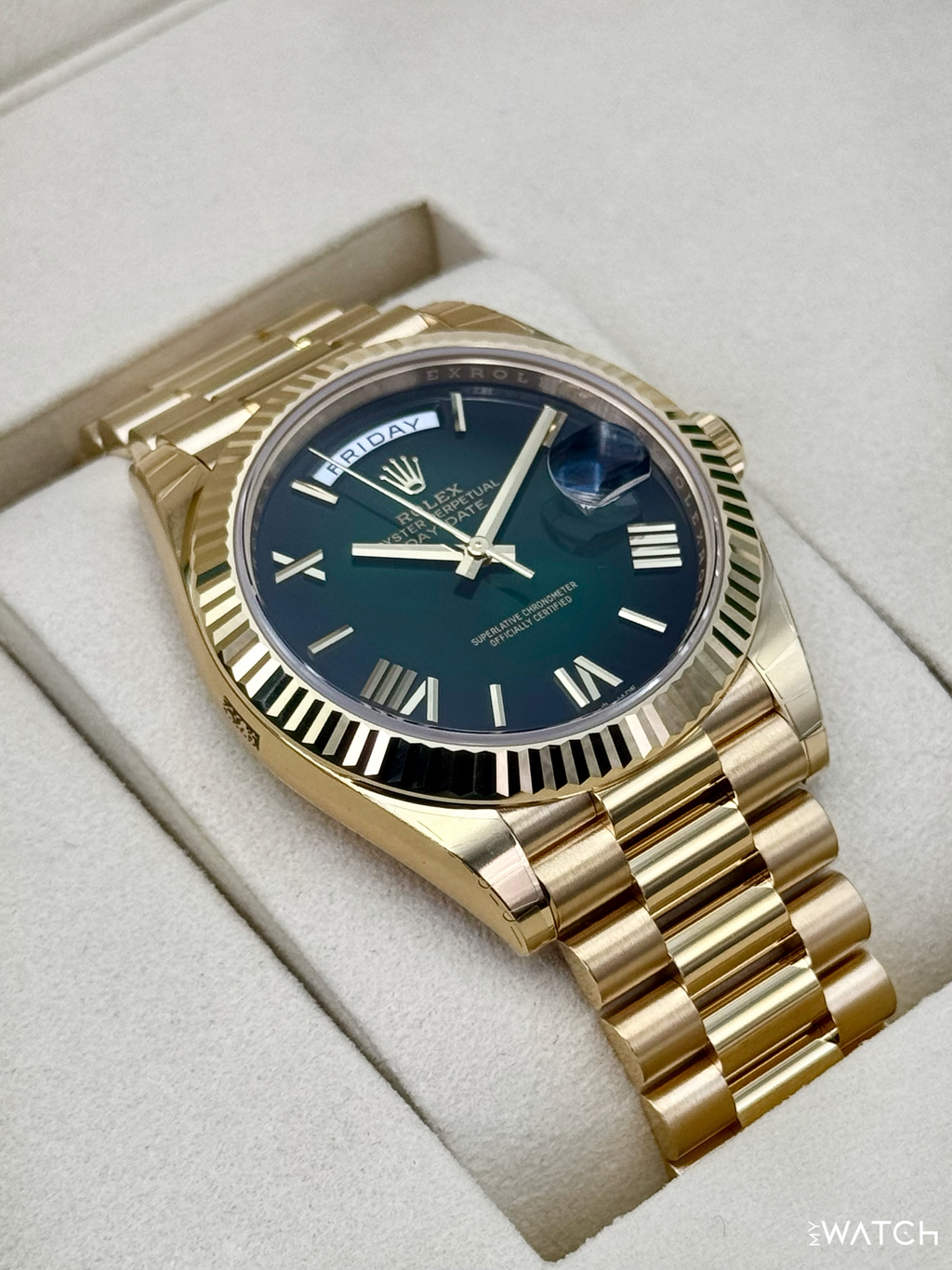 NEW 2026 Rolex Day-Date 40mm 228238 Presidential Green Ombre Dial (STICKERED)