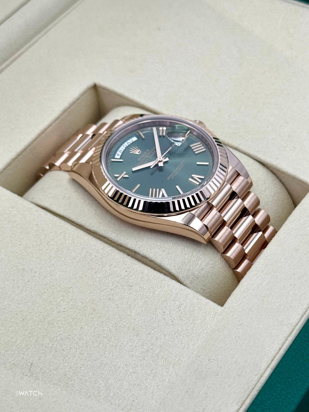 NEW 2026 Rolex Day-Date 40mm 228235 Presidential Rose Gold Olive Green Dial