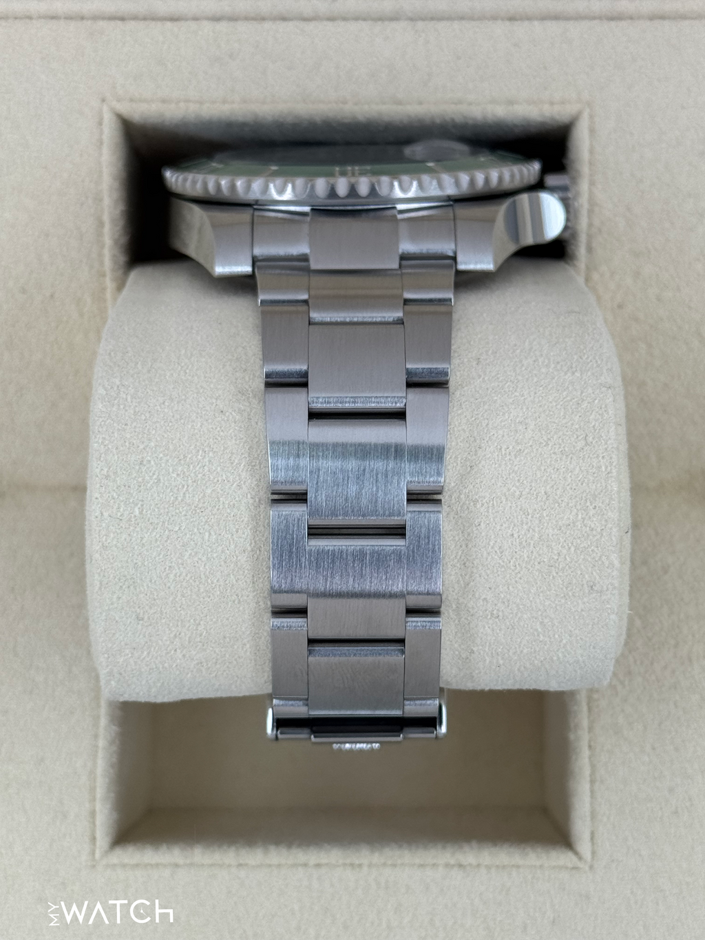 2019 Rolex Submariner “Hulk” 40mm 116610LV Green Dial