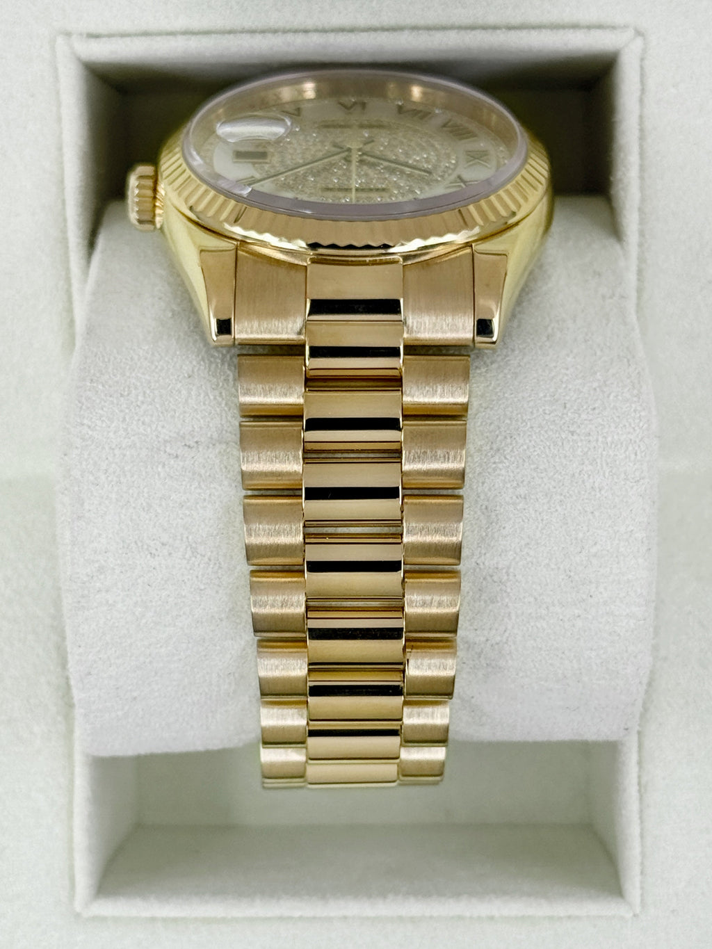2013 Rolex Day-Date 36mm 118238 Presidential Diamond Pave Mother of Pearl Dial