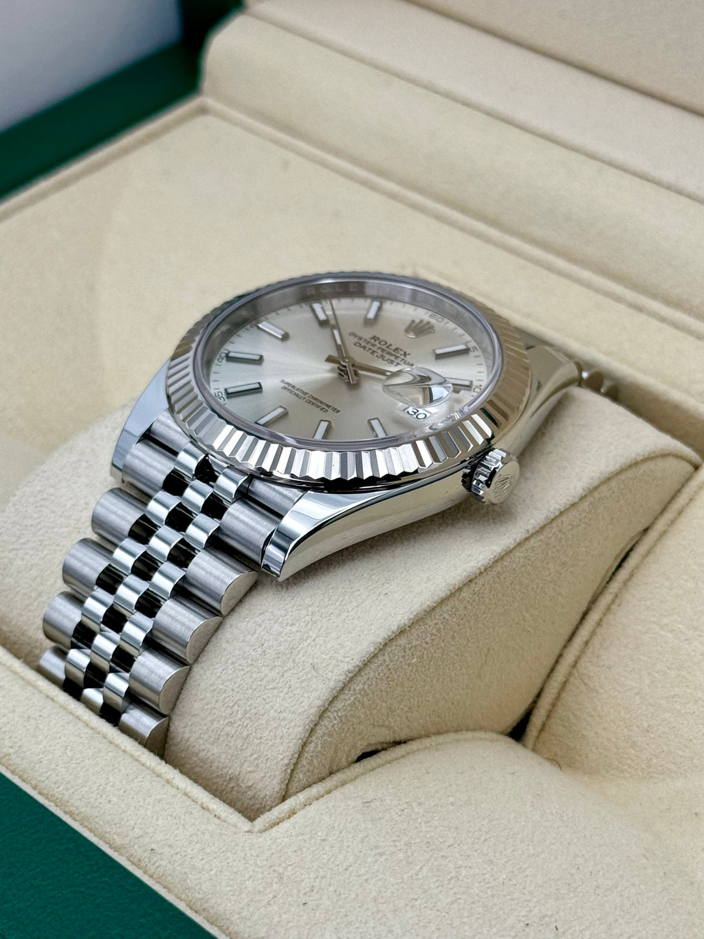 2020 Rolex Datejust 41mm 126334 Stainless Steel Jubilee Silver Dial