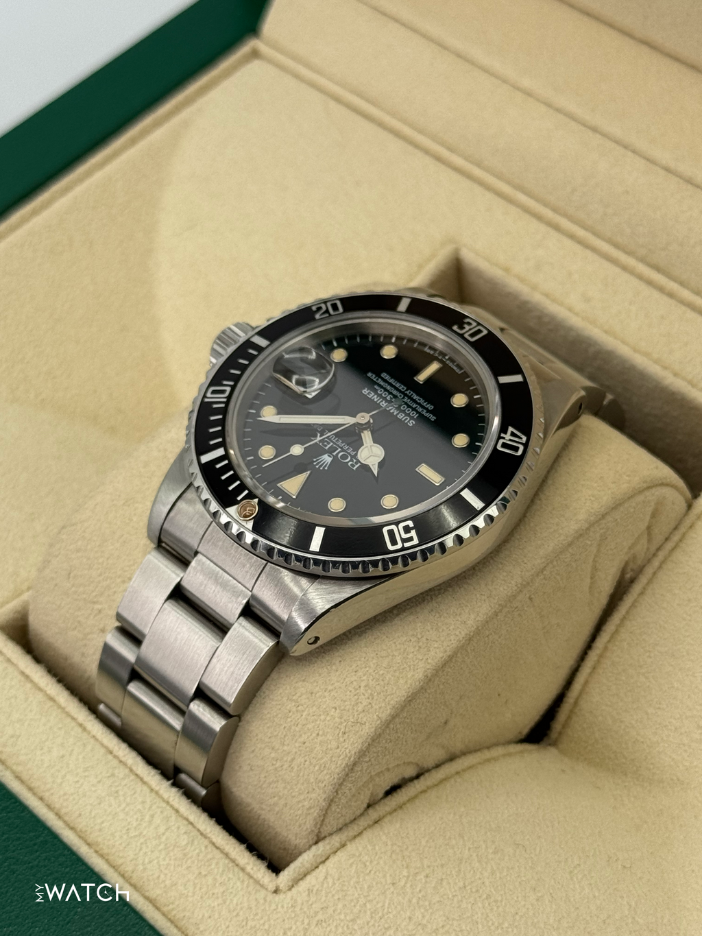 1982 Rolex Submariner 40mm 16800 Stainless Steel Black Dial