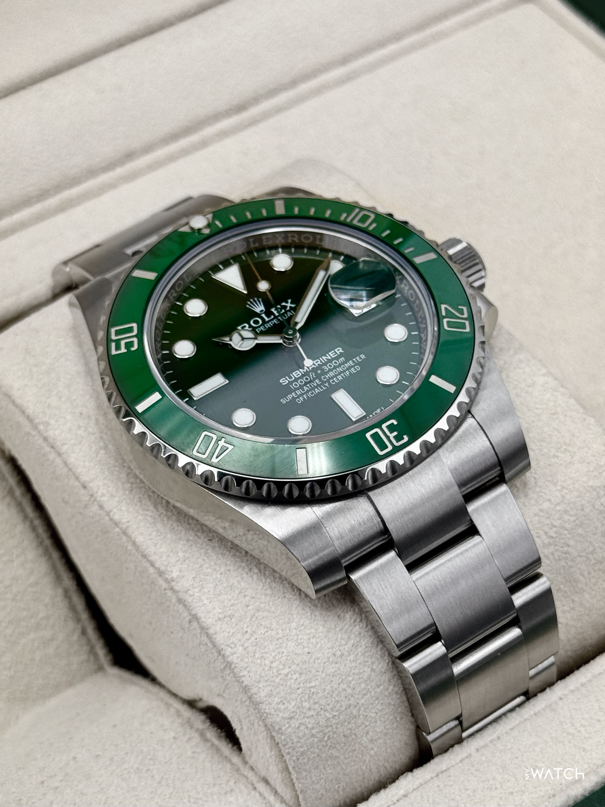 2019 Rolex Submariner “Hulk” 40mm 116610LV Green Dial